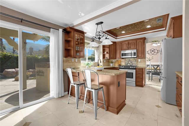 3332 Fallenleaf, Corona, CA 92882