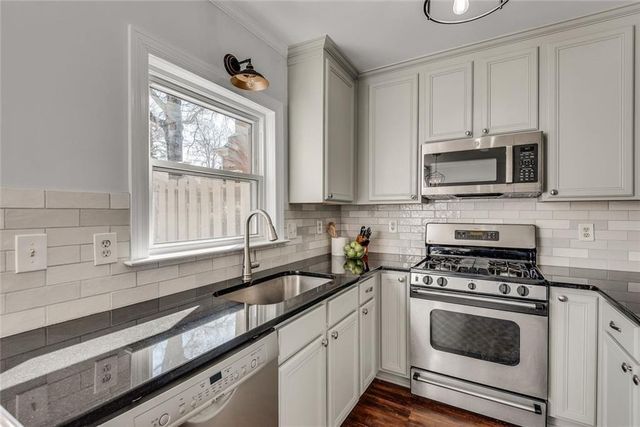 100 Mount Vernon Circle, Atlanta, GA 30338