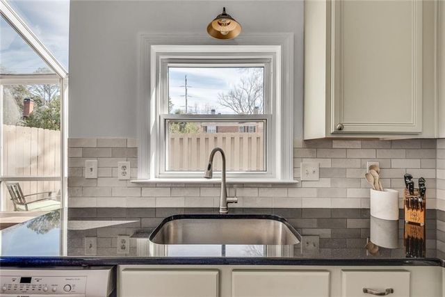 100 Mount Vernon Circle, Atlanta, GA 30338