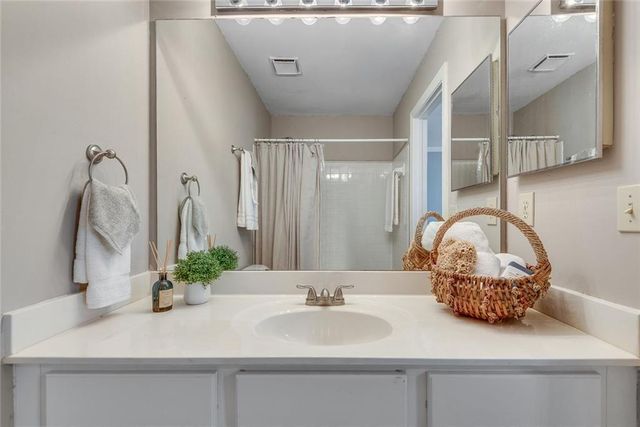 100 Mount Vernon Circle, Atlanta, GA 30338