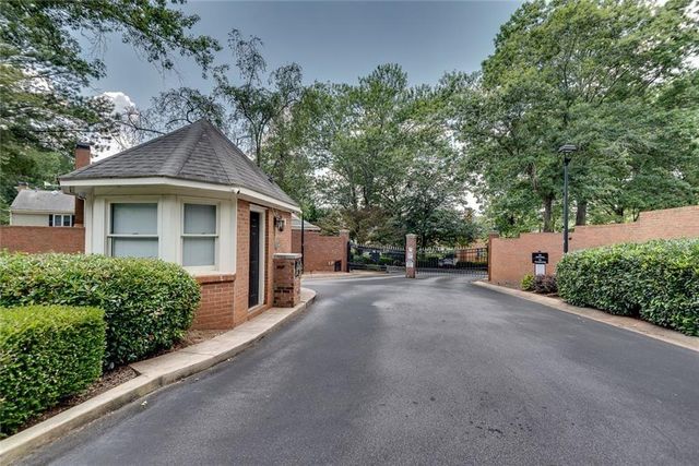 100 Mount Vernon Circle, Atlanta, GA 30338