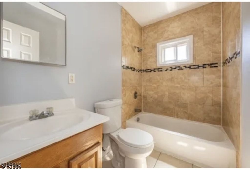 167 Seymour Ave, Newark City, NJ 07108 — photo 2