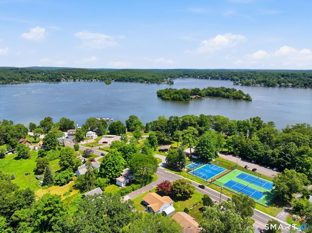59 North Main Street, East Hampton, CT 06424