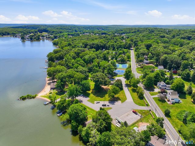 59 North Main Street, East Hampton, CT 06424