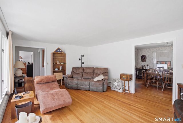59 North Main Street, East Hampton, CT 06424