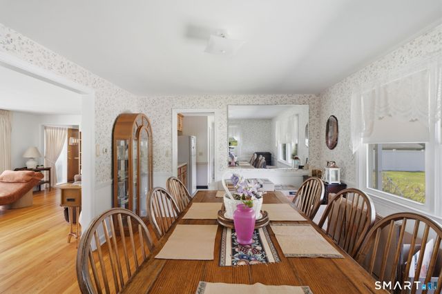59 North Main Street, East Hampton, CT 06424