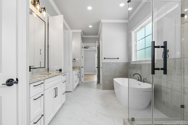 3828 Palomino Springs, Bandera, TX 78003