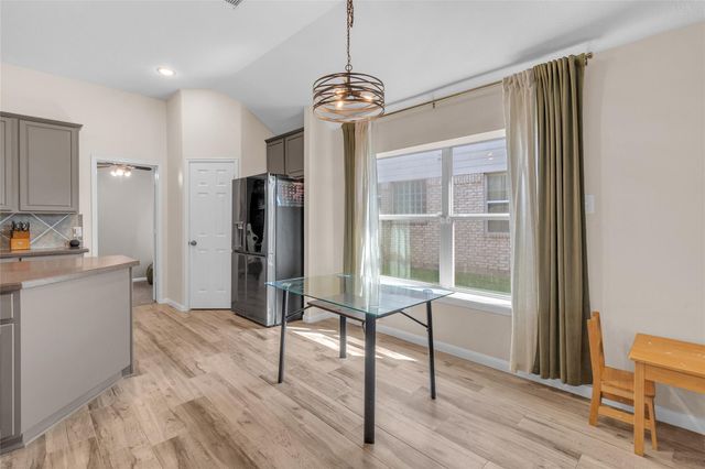 431 Cardinal Oaks, Kemah, TX 77565