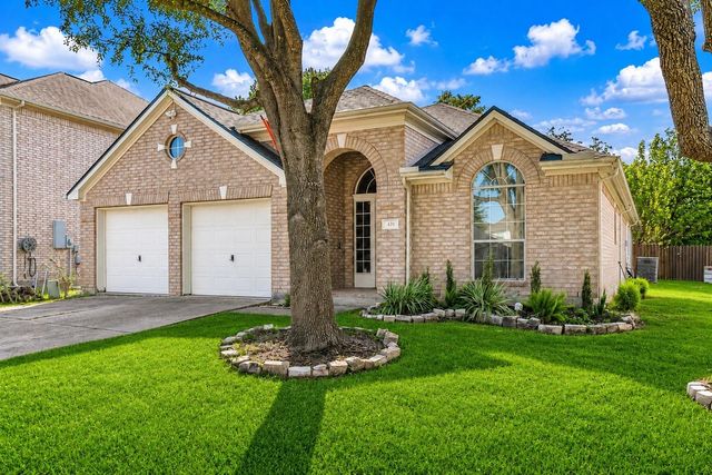 431 Cardinal Oaks, Kemah, TX 77565