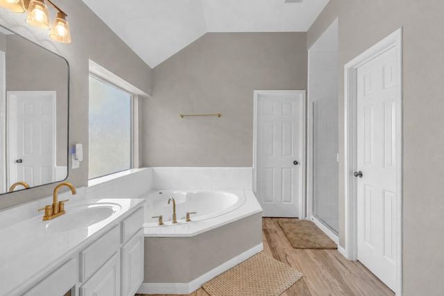431 Cardinal Oaks, Kemah, TX 77565