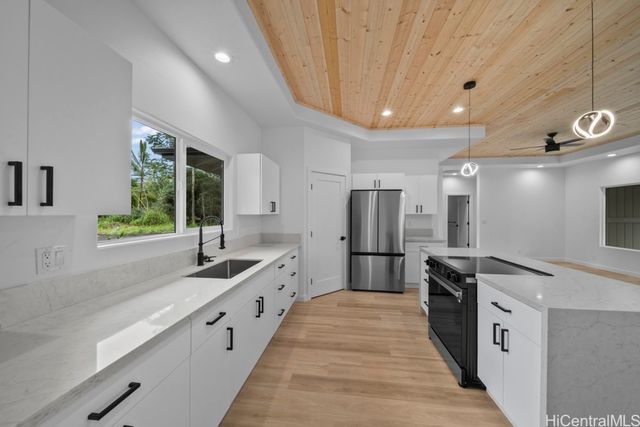 15-1868 26th Avenue, Keaau, HI 96749