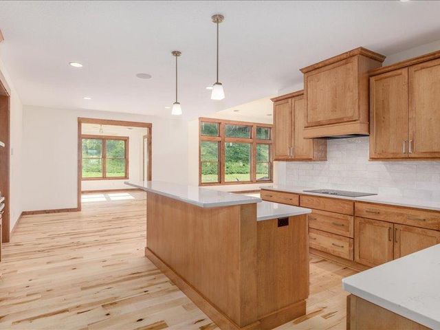 2359 Sydney Lane, Hudson, WI 54016