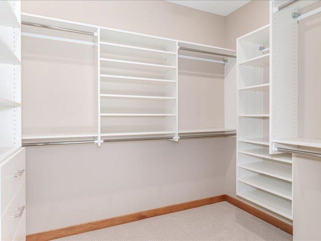 2359 Sydney Lane, Hudson, WI 54016