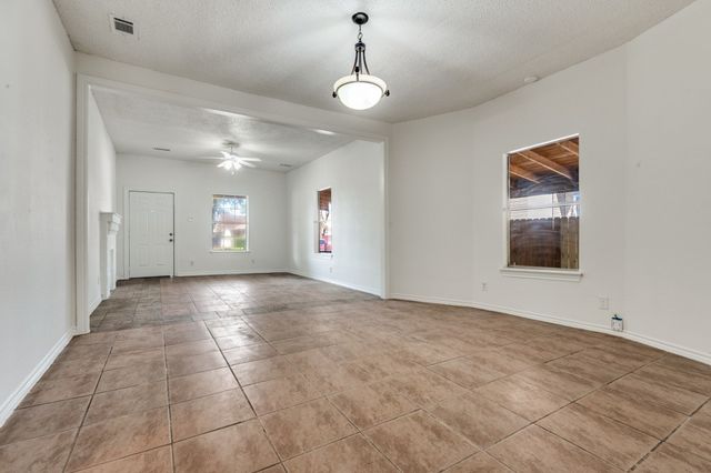 409 Sunset Avenue, Dallas, TX 75208