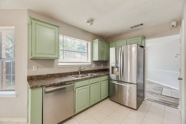 5610 Eagle Rock Road, Arlington, TX 76017