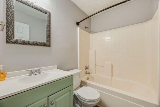 5610 Eagle Rock Road, Arlington, TX 76017