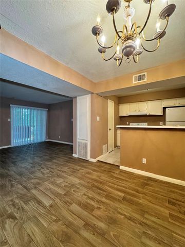 8201 Richmond 12, Houston, TX 77063
