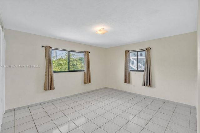 360 Sound Dr, Key Largo, FL 33037