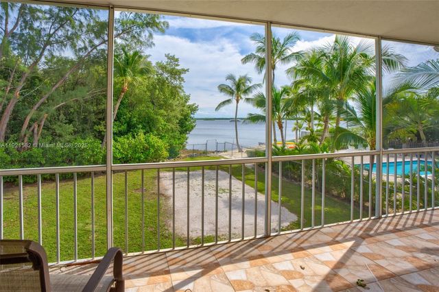 360 Sound Dr, Key Largo, FL 33037