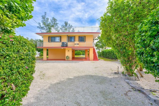 360 Sound Dr, Key Largo, FL 33037