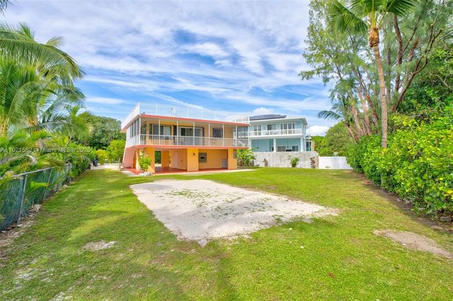 360 Sound Dr, Key Largo, FL 33037