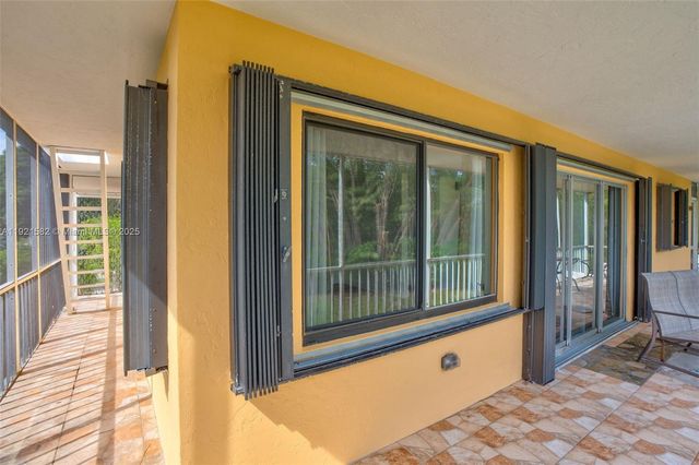 360 Sound Dr, Key Largo, FL 33037