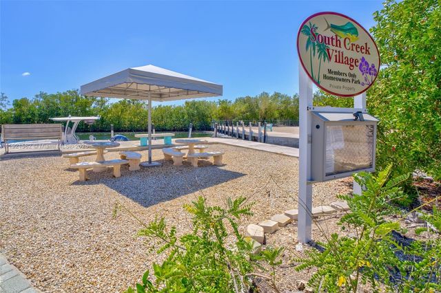 360 Sound Dr, Key Largo, FL 33037