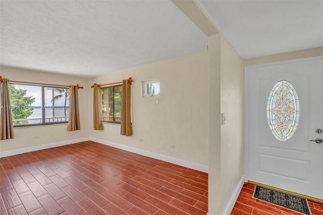 360 Sound Dr, Key Largo, FL 33037