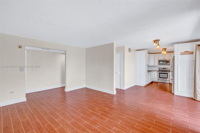 360 Sound Dr, Key Largo, FL 33037