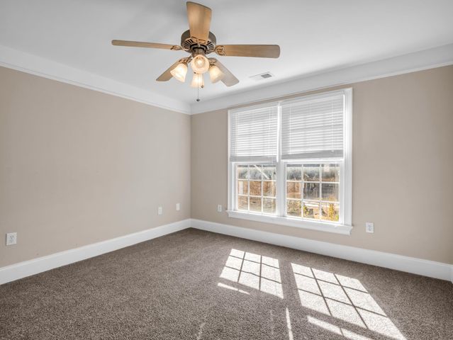 139 N Woodfin Ridge Dr Drive, Inman, SC 29349