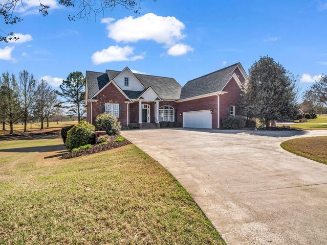 139 N Woodfin Ridge Dr Drive, Inman, SC 29349