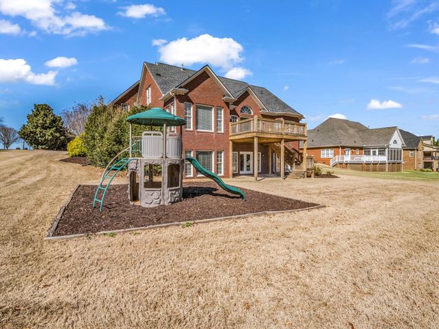 139 N Woodfin Ridge Dr Drive, Inman, SC 29349