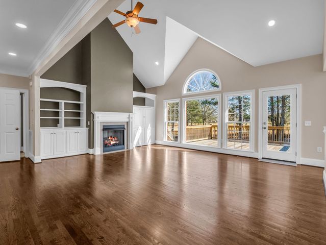 139 N Woodfin Ridge Dr Drive, Inman, SC 29349