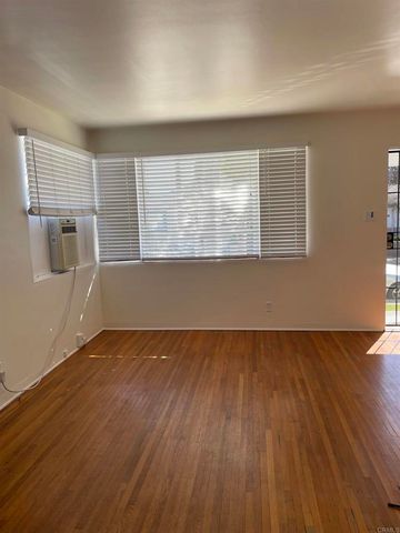 7126 7128 HYATT Street, San Diego, CA 92111