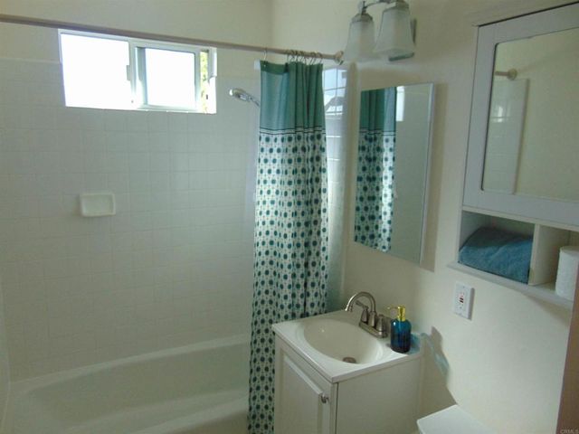 7126 7128 HYATT Street, San Diego, CA 92111