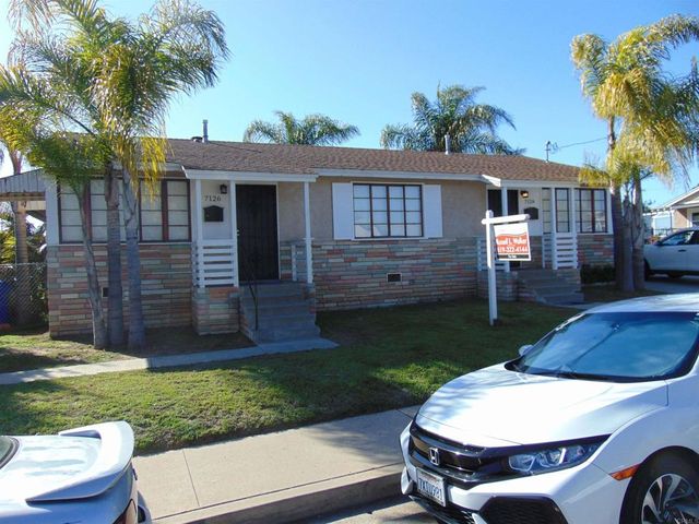 7126 7128 HYATT Street, San Diego, CA 92111