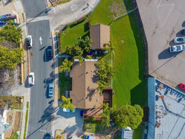 7126 7128 HYATT Street, San Diego, CA 92111