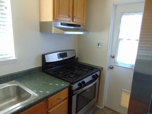 7126 7128 HYATT Street, San Diego, CA 92111