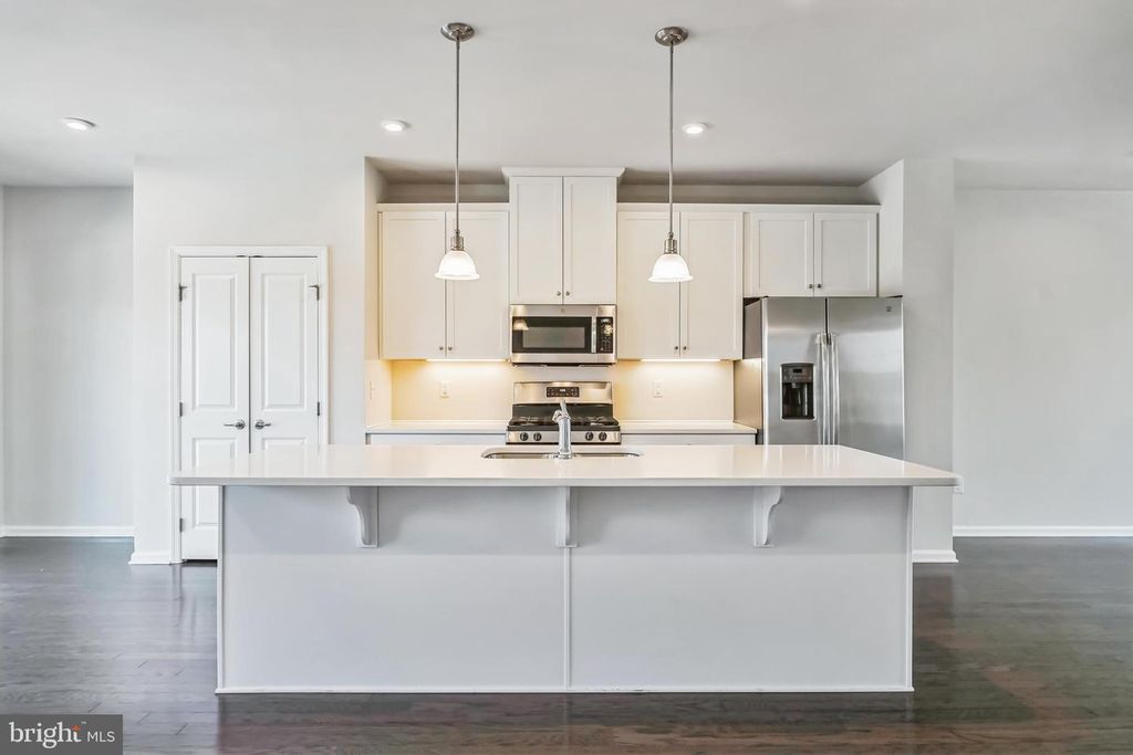 105 SAMMY ST, Swedesboro, NJ 08085
