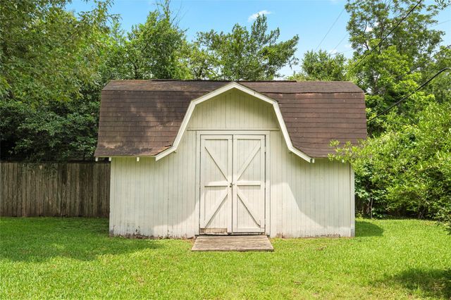 702 W 41st Street, Houston, TX 77018