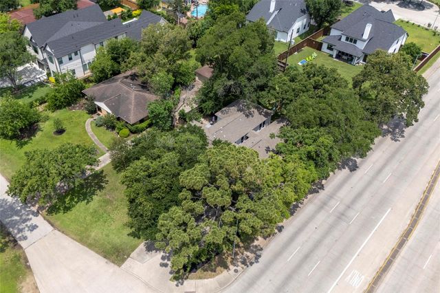 702 W 41st Street, Houston, TX 77018