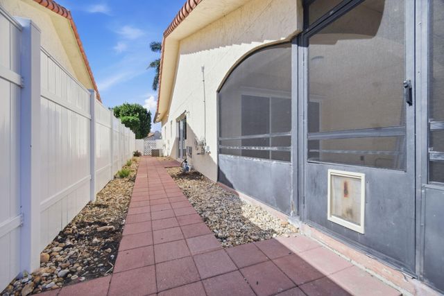 5191 Casa Real Drive, Delray Beach, FL 33484