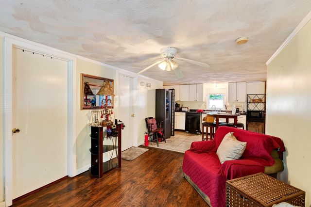 69 Robin Street, Franklin, NH 03235