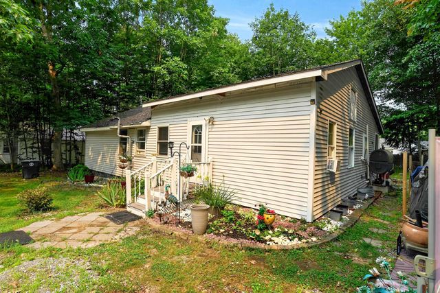 69 Robin Street, Franklin, NH 03235