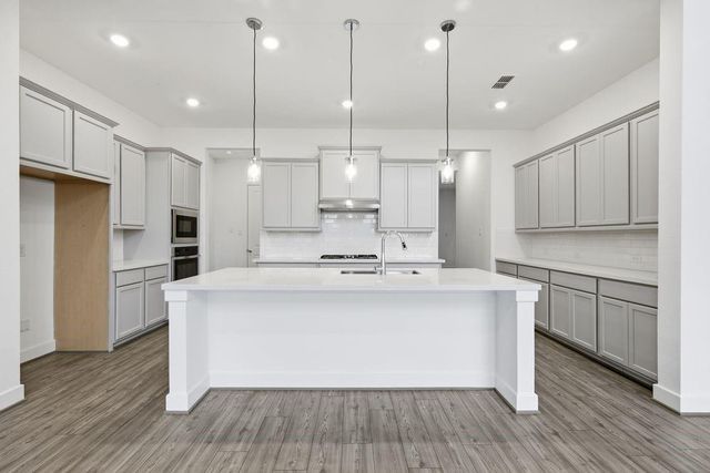 1556 River Point Drive, Friendswood, TX 77546