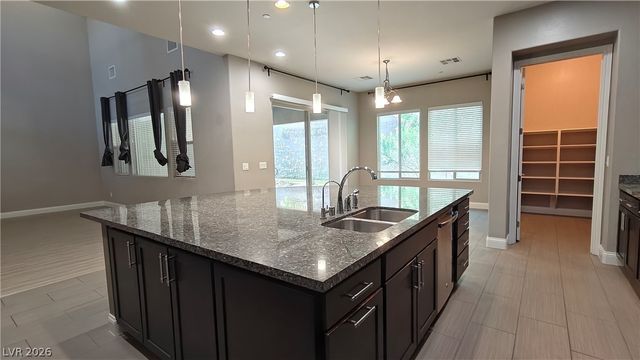 2868 Josephine Drive, Henderson, NV 89044
