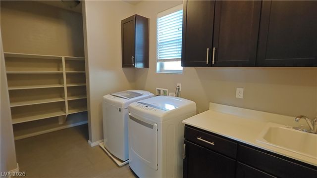 2868 Josephine Drive, Henderson, NV 89044