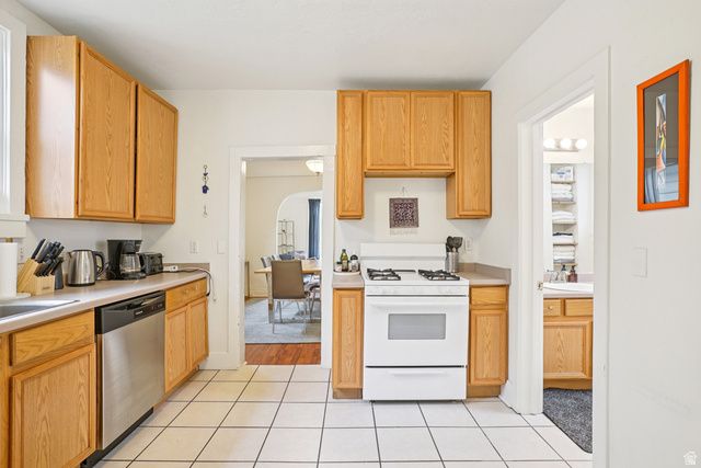 725 S WINDSOR ST, Salt Lake City, UT 84102