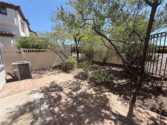 1110 Tropical Star Lane 103, Henderson, NV 89002