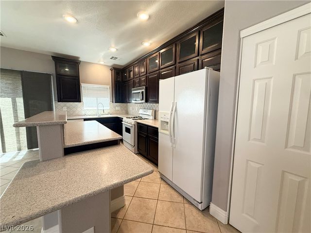 1110 Tropical Star Lane 103, Henderson, NV 89002